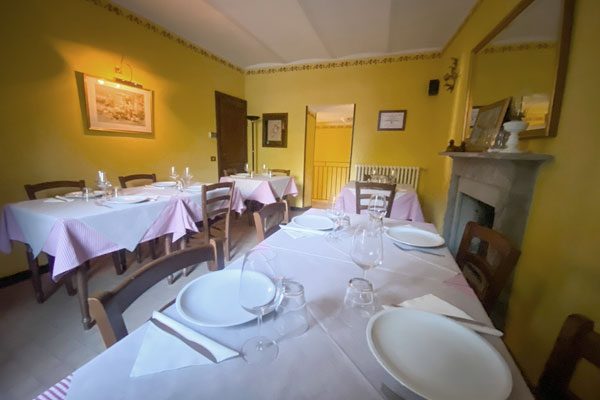 casa_garello_agriturismo_dove_mangiare_sala_interna_2_in_oltrepo_pavese_salice_terme